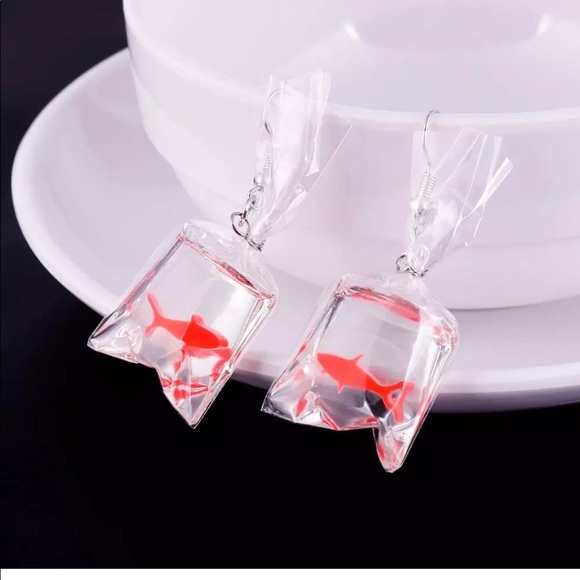 Goldfish water bag shape dangle hook - Picture 3 of 6